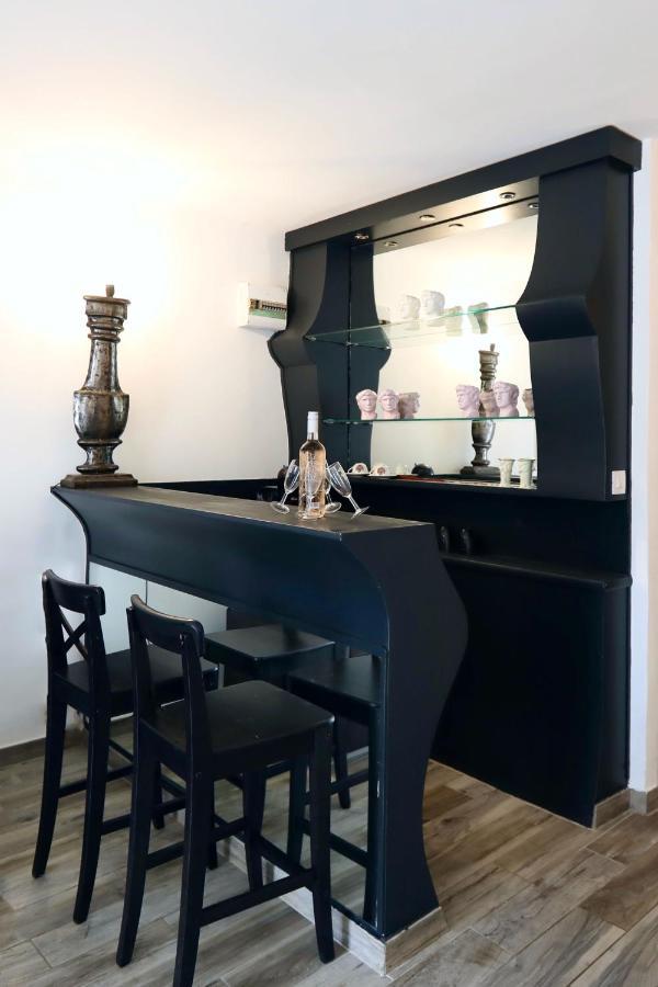La Bravade Luxe Et Serenite Au Coeur De Saint-Tropez Suites Spacieuses Avec Jardin Enchanteur Exteriör bild