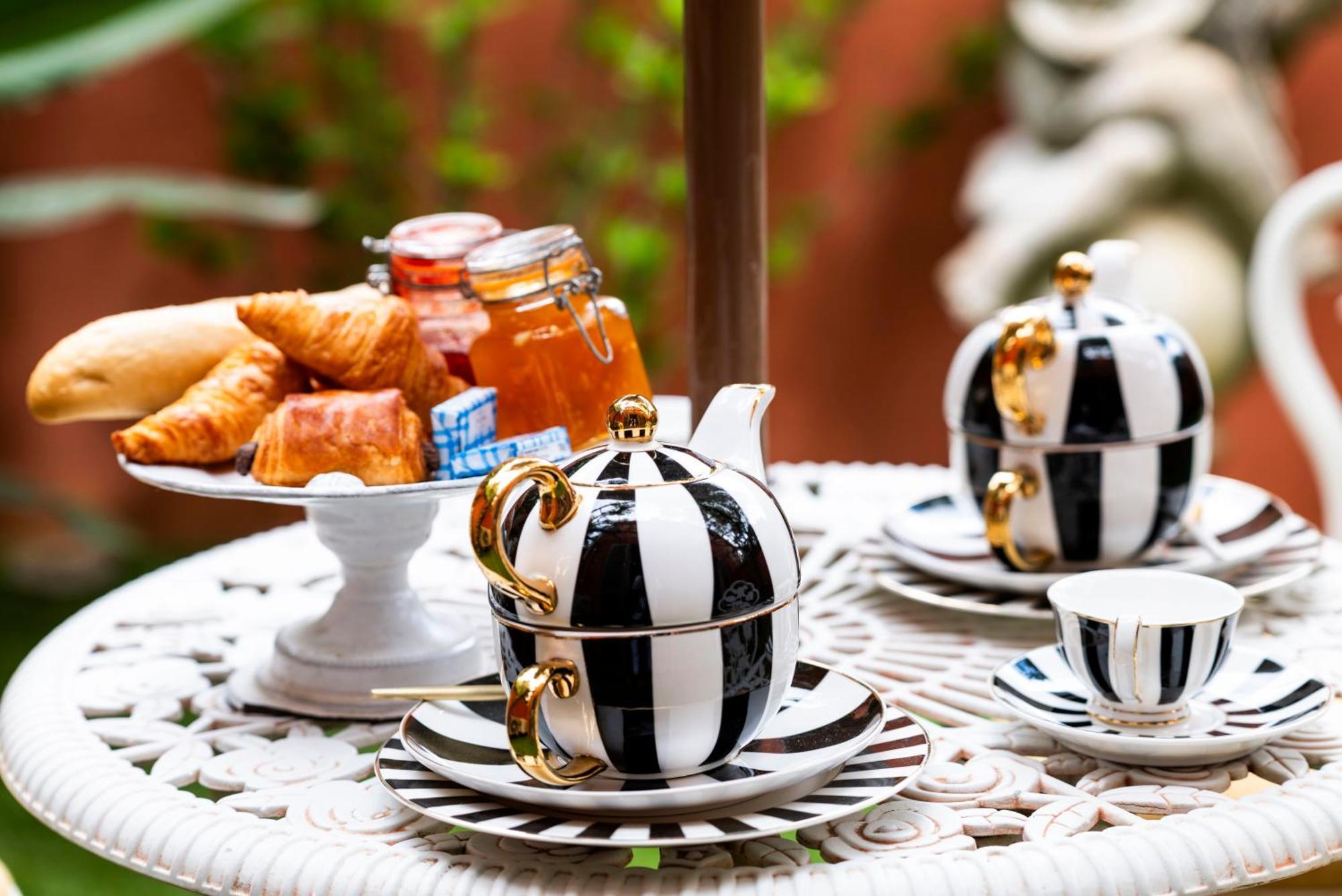 La Bravade Luxe Et Serenite Au Coeur De Saint-Tropez Suites Spacieuses Avec Jardin Enchanteur Exteriör bild